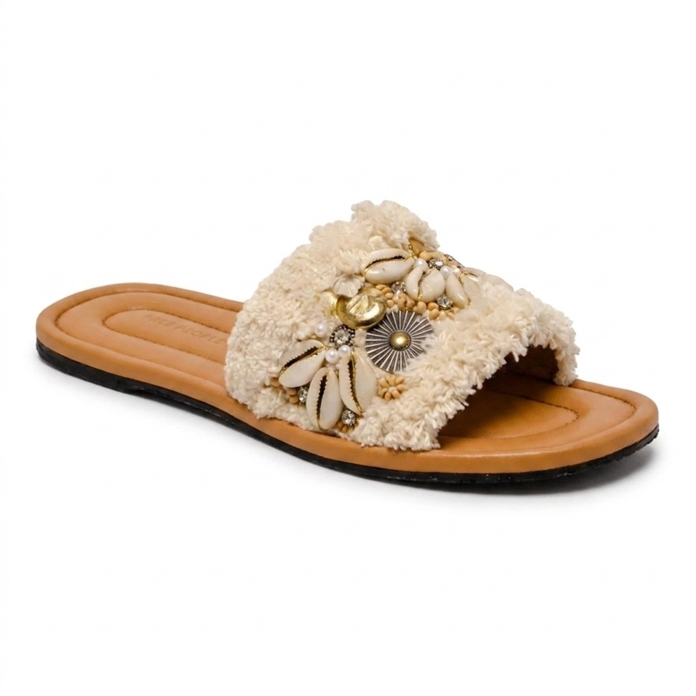 NEW FREE PEOPLE women's shipwreck surf sandals in chalk